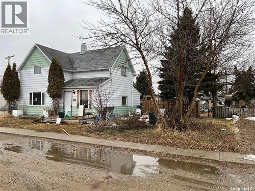 138 1St Avenue E, Montmartre, SK - Outdoor