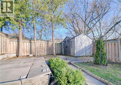 141 Mooregate Crescent, Kitchener, ON - Outdoor