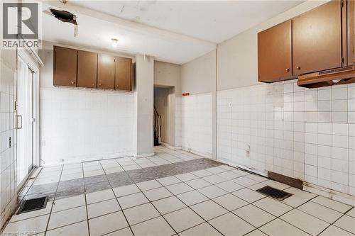 249 Wentworth Street N, Hamilton, ON - Indoor