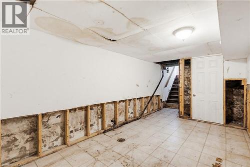 249 Wentworth Street N, Hamilton, ON - Indoor Photo Showing Other Room