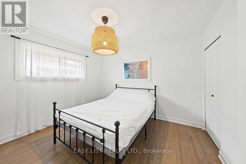 756 Dickens Avenue, Ottawa, ON - Indoor Photo Showing Bedroom