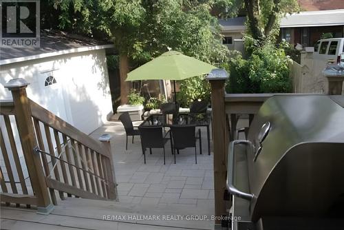 Deck off Apt 1 Living room - 212 Flora Street, Ottawa, ON - Outdoor With Exterior