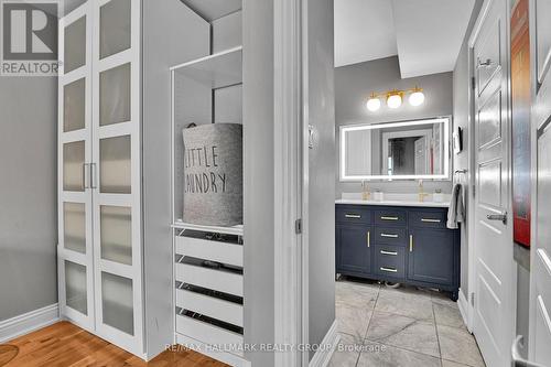 Apt 1 - Main floor / Primary Bedroom - 212 Flora Street, Ottawa, ON - Indoor Photo Showing Other Room