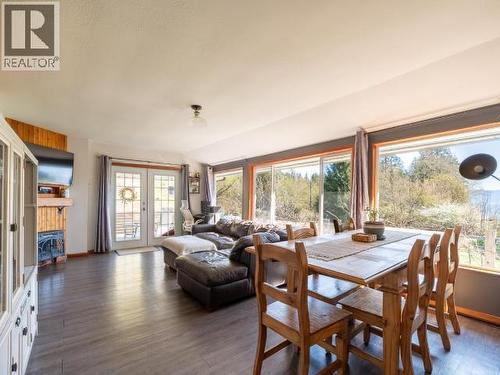 1819 Roberts Road, Powell River, BC - Indoor