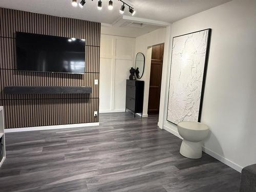 2031 Murphy Ave, Thunder Bay, ON - Indoor Photo Showing Other Room