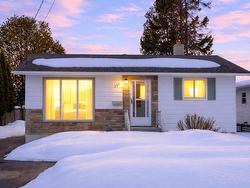 157 Burriss Street Thunder Bay, ON P7A 3E3