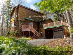 384 Lockview Road Fall River, NS B2T 1J1