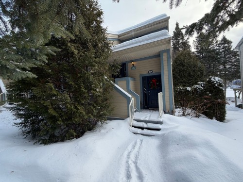 Front of Structure - 215-778 Rue Principale, Saint-Sauveur, QC - Outdoor