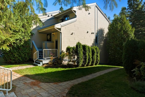 Front of Structure - 215-778 Rue Principale, Saint-Sauveur, QC - Outdoor