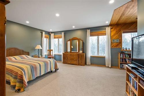 86043 Highway 12 42E Rd, Brokenhead Rm, MB 