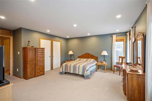 86043 Highway 12 42E Rd, Brokenhead Rm, MB 