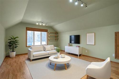 86043 Highway 12 42E Rd, Brokenhead Rm, MB 