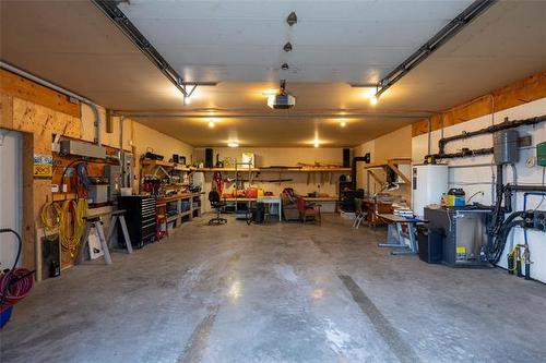 86043 Highway 12 42E Rd, Brokenhead Rm, MB 