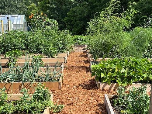 86043 Highway 12 42E Rd, Brokenhead Rm, MB 