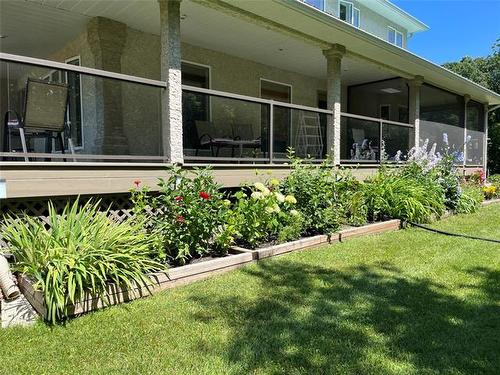 86043 Highway 12 42E Rd, Brokenhead Rm, MB 