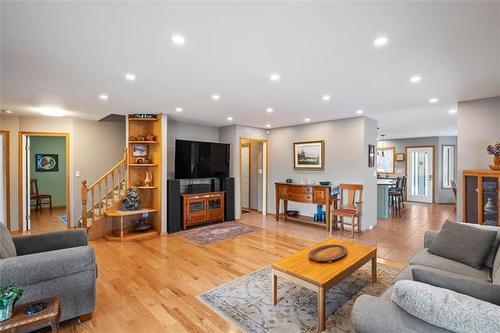 86043 Highway 12 42E Rd, Brokenhead Rm, MB 