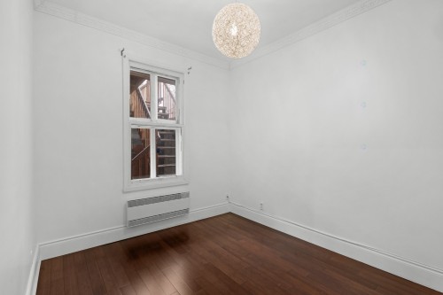 Master Bedroom - 1889 Rue Des Carrières, Montréal (Rosemont/La Petite-Patrie), QC - Indoor Photo Showing Other Room