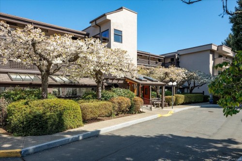 105-309 Morison Ave  Parksville, BC V9P 1M6