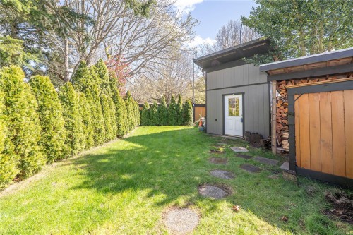 1804 Richardson St, Victoria, BC - Outdoor