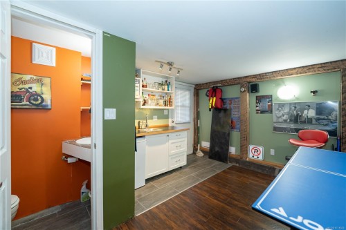 1804 Richardson St, Victoria, BC - Indoor