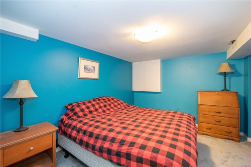 1804 Richardson St, Victoria, BC - Indoor Photo Showing Bedroom