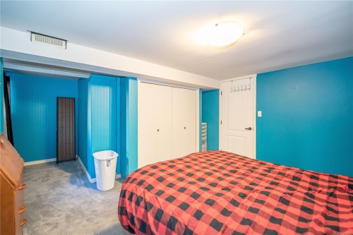 1804 Richardson St, Victoria, BC - Indoor Photo Showing Bedroom