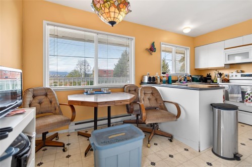 360 Back Rd, Courtenay, BC 