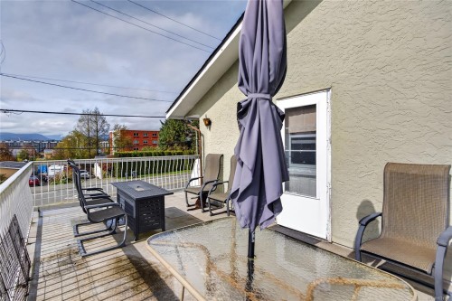 360 Back Rd, Courtenay, BC 