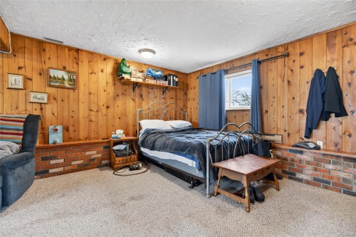 360 Back Rd, Courtenay, BC 