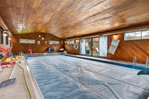 360 Back Rd, Courtenay, BC 
