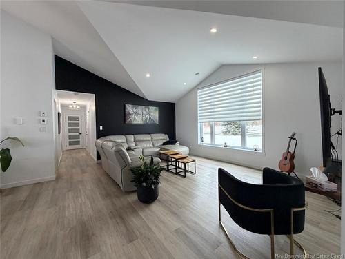 42 Chouinard St, Saint-Quentin, NB 