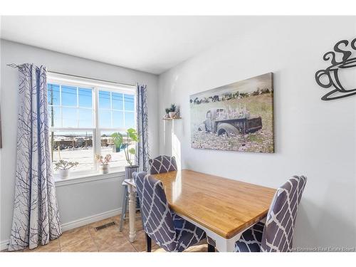 25 Westbrook Lane, Fredericton, NB 