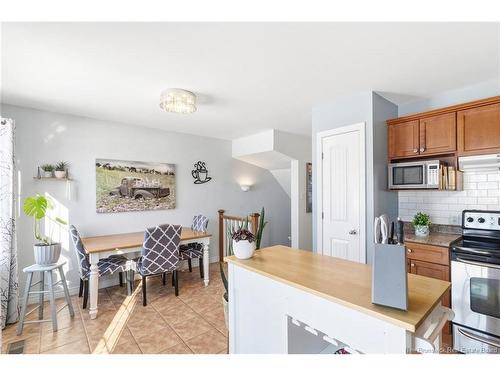 25 Westbrook Lane, Fredericton, NB 