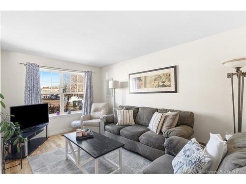 25 Westbrook Lane, Fredericton, NB 