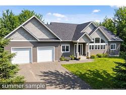 136 Daniel DR Irishtown, NB E1H 0B4