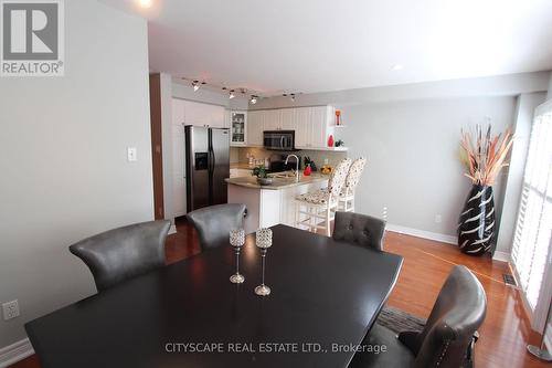 3162 Pearwood Place, Mississauga, ON 