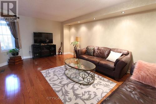 3162 Pearwood Place, Mississauga, ON 