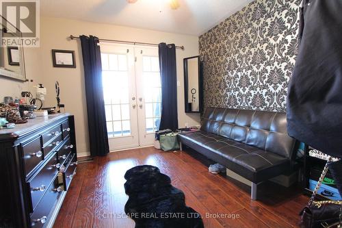 3162 Pearwood Place, Mississauga, ON 