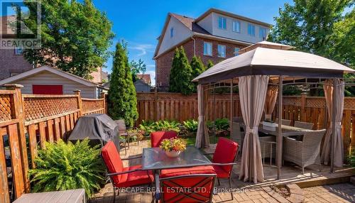 3162 Pearwood Place, Mississauga, ON 
