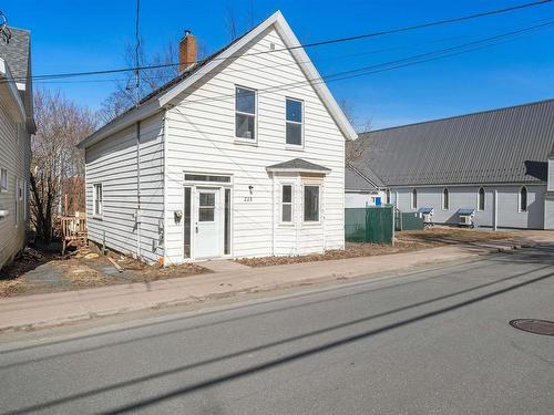 213 Temperance Street, New Glasgow, NS 