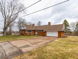 19 Biggs Drive  East Amherst, NS B4H 3Y2