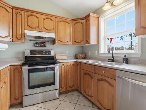 37 White Road, Enfield, NS 