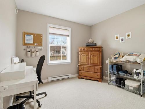 37 White Road, Enfield, NS 