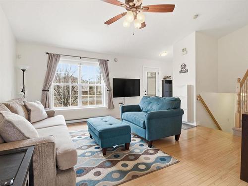 37 White Road, Enfield, NS 