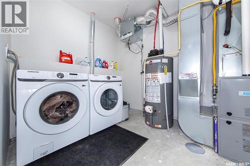 123 Mcarthur Lane, Saskatoon, SK - Indoor Photo Showing Laundry Room
