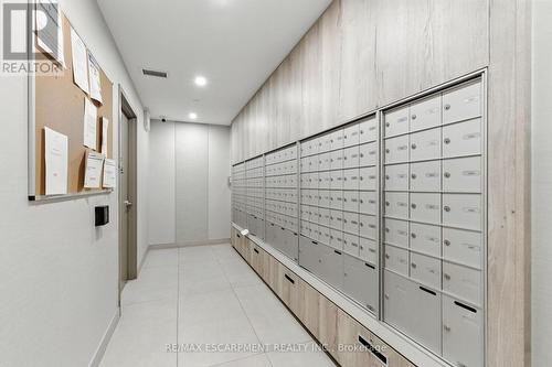 A814 - 3210 Dakota Common, Burlington, ON - Indoor Photo Showing Other Room