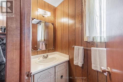 2739 Embleton Road, Brampton, ON - Indoor Photo Showing Bathroom