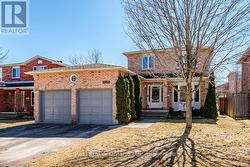 1060 DINA CRESCENT Midland, ON L4R 5C6