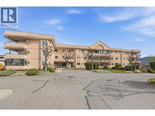 3850 Brown Road Unit# 203, West Kelowna, BC - Outdoor With Balcony With Facade