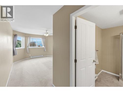 3850 Brown Road Unit# 203, West Kelowna, BC - Indoor Photo Showing Other Room